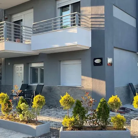 Luxrooms Ofrinion Exterior photo