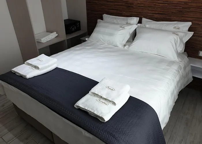 Luxrooms