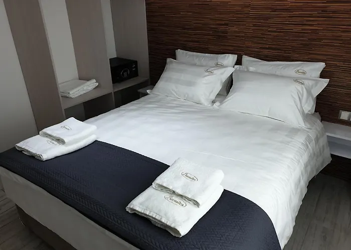 Luxrooms