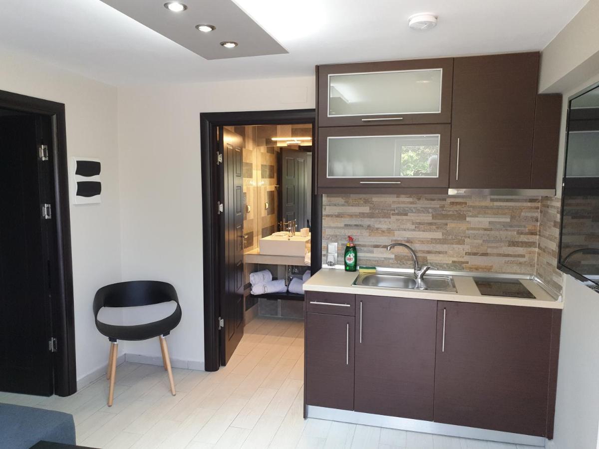 Luxrooms