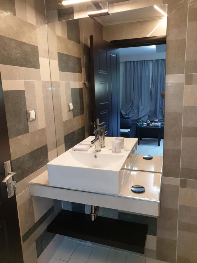 Luxrooms