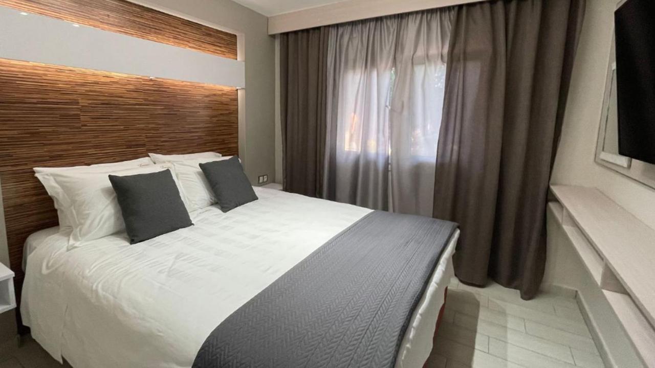 Luxrooms *