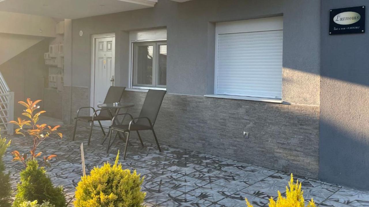 Luxrooms Apartment Ofrinion