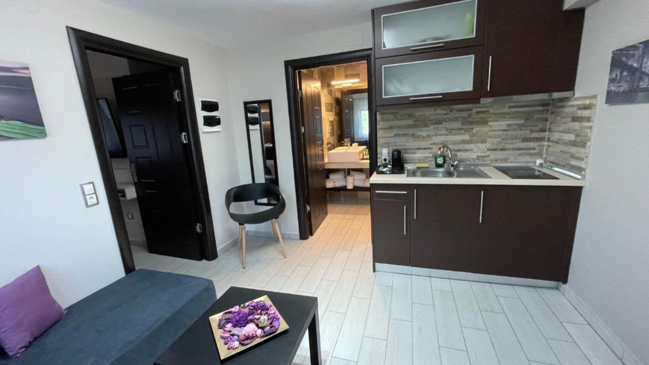 Luxrooms * Ofrinion